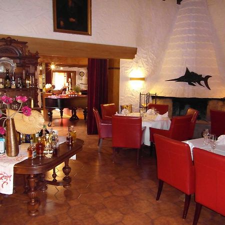Castello Bianco Hotel Wadern Eksteriør billede
