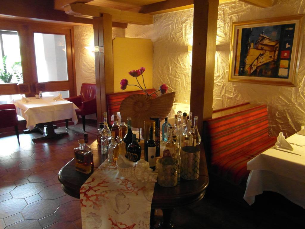 Castello Bianco Hotel Wadern Eksteriør billede